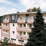 Zum Loewen, Parkplatz, Wlan, Zentral 3*