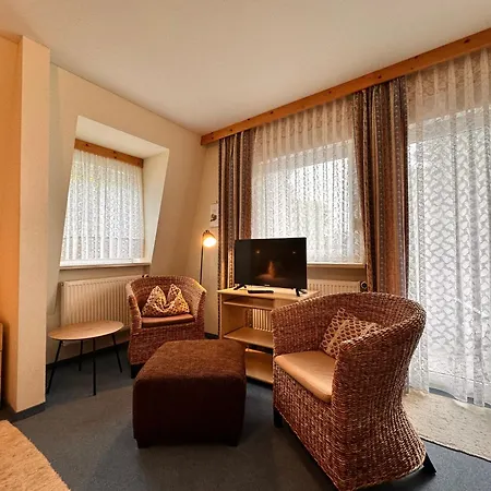 Hotel Zum Loewen, Parkplatz, Wlan, Zentral Bad Steben