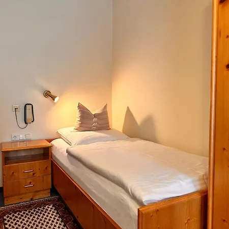 Hotel Zum Loewen, Parkplatz, Wlan, Zentral