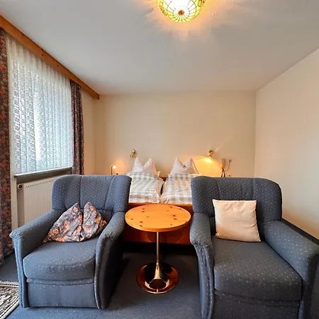 Zum Loewen, Parkplatz, Wlan, Zentral 3*