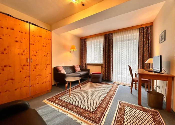 Pension Zum Loewen, Parkplatz, Wlan, Zentral Otel 3*