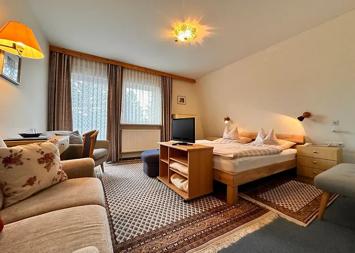 Pension Zum Loewen, Parkplatz, Wlan, Zentral Otel