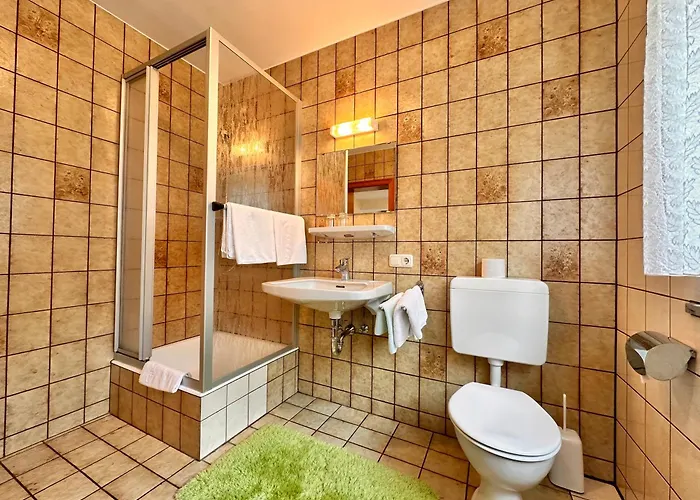 Hotel Zum Loewen, Parkplatz, Wlan, Zentral
