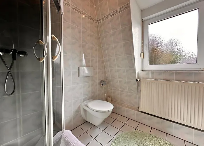 Hotel Zum Loewen, Parkplatz, Wlan, Zentral 3*