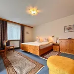 ホテル Zum Loewen, Parkplatz, Wlan, Zentral バート・シュテーベン