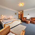 Zum Loewen, Parkplatz, Wlan, Zentral ホテル バート・シュテーベン