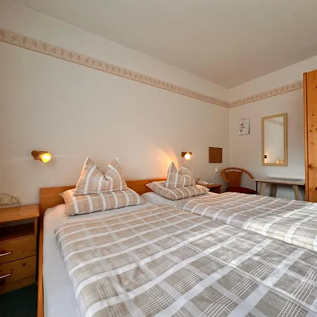 Zum Loewen, Parkplatz, Fruehstueck, Wlan, Zentral Bad Steben