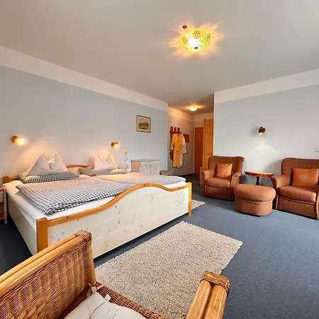 Zum Loewen, Parkplatz, Wlan, Zentral Hotel Bad Steben