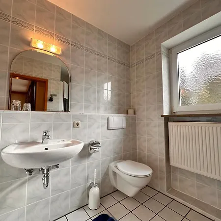 Zum Loewen, Parkplatz, Fruehstueck, Wlan, Zentral Bad Steben