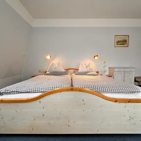 Zum Loewen, Parkplatz, Fruehstueck, Wlan, Zentral Hotel Bad Steben