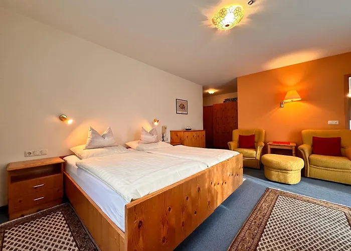 Zum Loewen, Parkplatz, Wlan, Zentral 3*